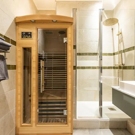 Central Avec Sauna