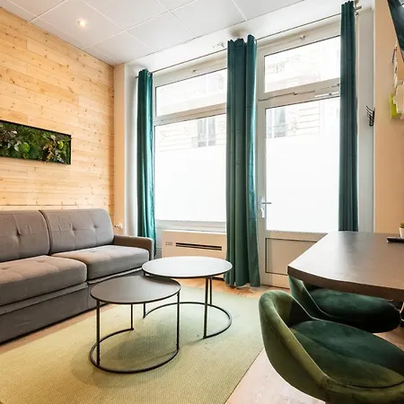 Central Avec Sauna Apartament